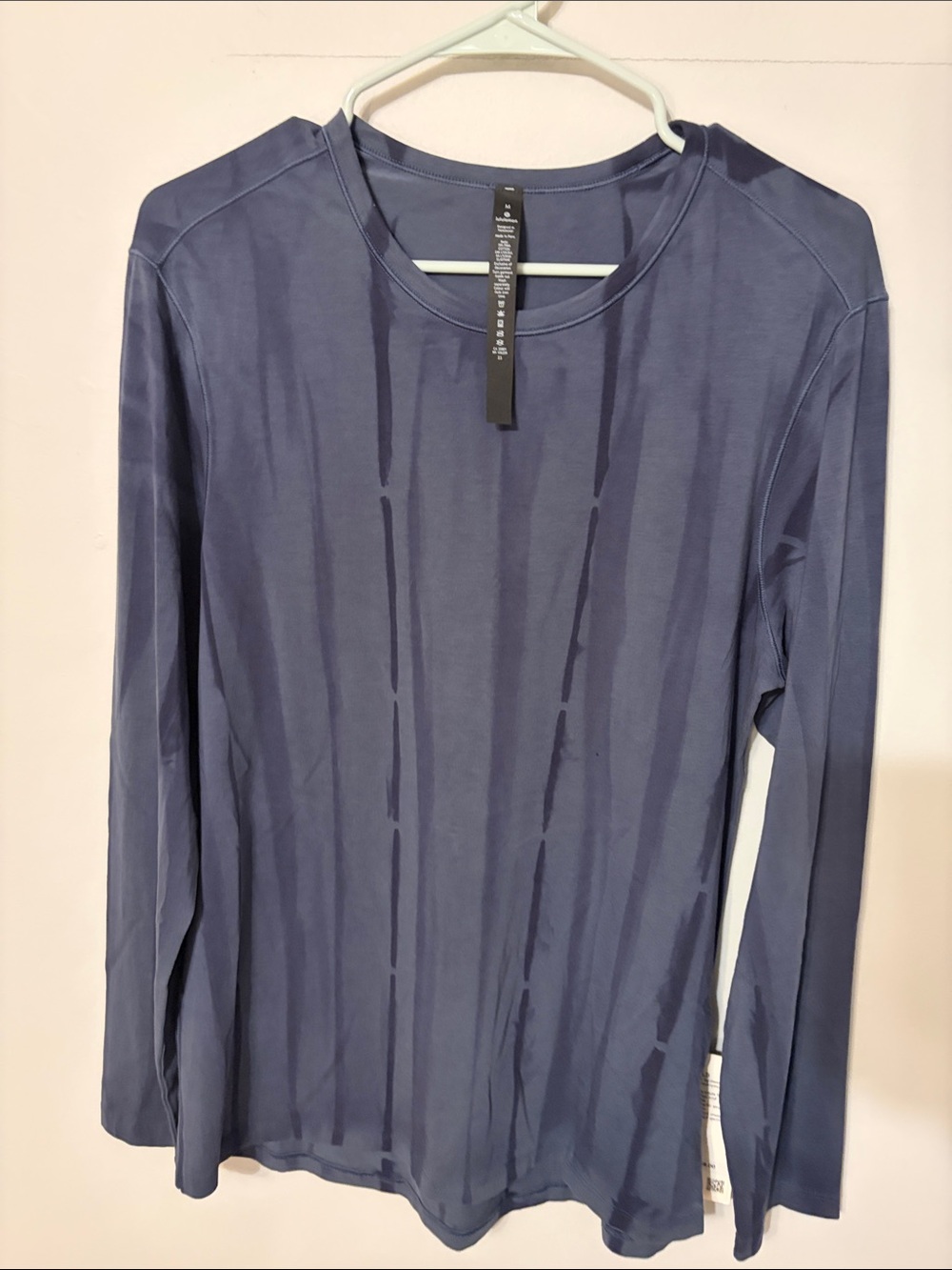 lululemon Long Sleeve Crew in Slate Blue tones. NWT. Med. Pima cotton blended.